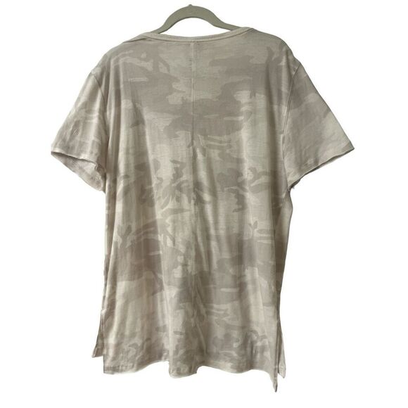 Anthropologie tee by We the Free cammo print sz Large - Picture 2 of 4